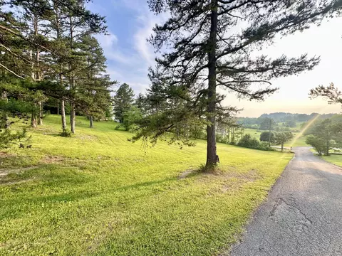 2 Edward Ct, Corbin, KY 40701