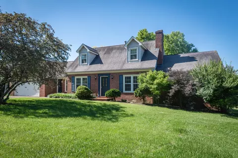 170 Spring Run Rd, Versailles, KY 40383