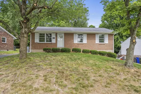 3469 King Arthur Dr, Lexington, KY 40517