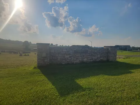 408 Tranquil Ln, Cynthiana, KY 41031
