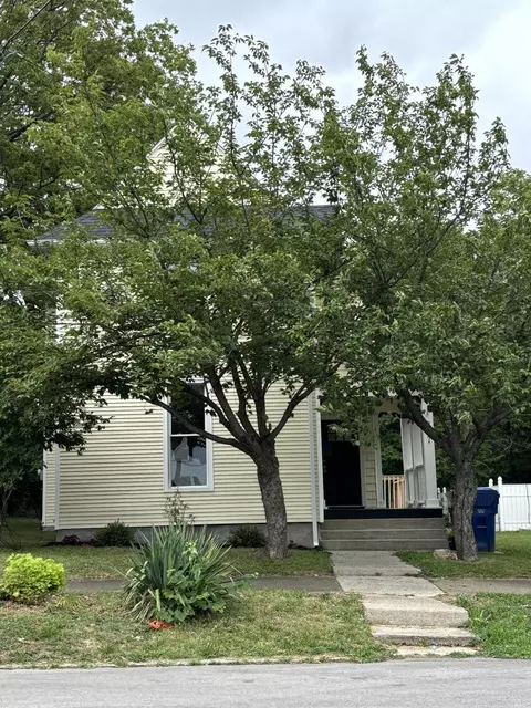 217 College St, Winchester, KY 40391