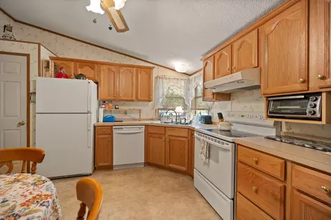 164 Spruce St, Burnside, KY 42519 photo 7