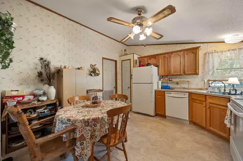 164 Spruce St, Burnside, KY 42519 photo 6