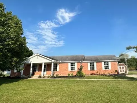 805 Becky Dr, Richmond, KY 40475