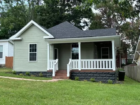 205 Holt Ave, Mount Sterling, KY 40353