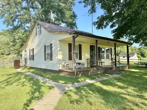 2726 Morris Creek Rd, Stanton, KY 40380