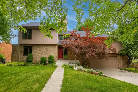 993 Rockbridge Rd, Lexington, KY 40515