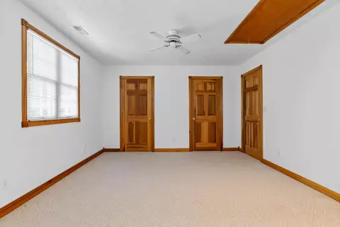 Bedroom - 100 Plank Ln, Morehead, KY 40351 photo 8 of 10