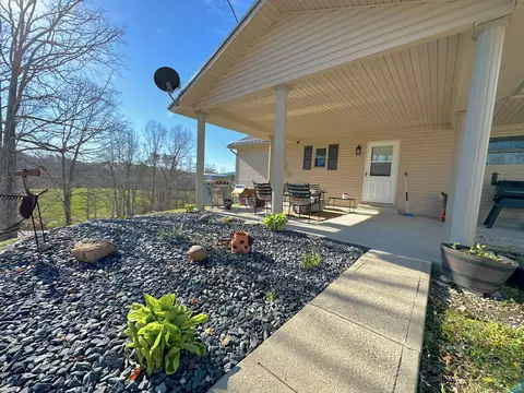 160 Pine View Hts, Stanton, KY 40380 photo 2