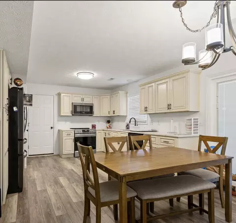 1041 Jd Cir, Berea, KY 40403 photo 6