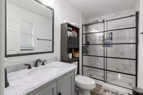 1041 Jd Cir, Berea, KY 40403 photo 12