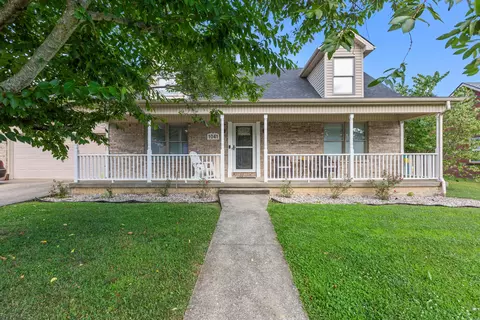 1041 Jd Cir, Berea, KY 40403