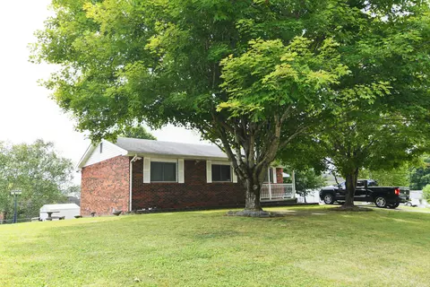 180 Keith Whitley Blvd, Sandy Hook, KY 41171
