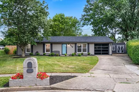 516 Regent Ct, Versailles, KY 40383