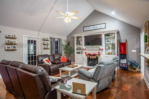 Other - 83 Rookwood Dr, Corbin, KY 40701 photo 3 of 10