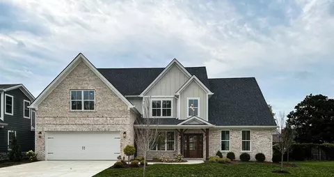 4241 Captains Ct, Lexington, KY 40513