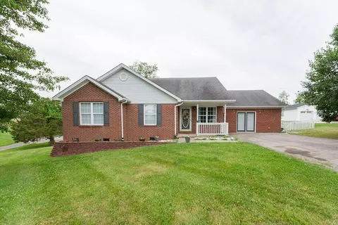 128 Raven Dr, Berea, KY 40403