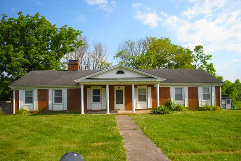 101 Redwood Dr, Stanford, KY 40484