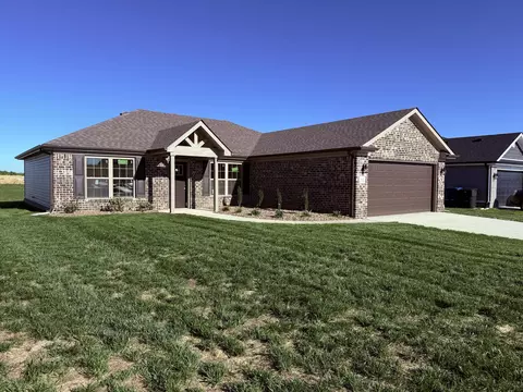 212 Brook Cv, Berea, KY 40403