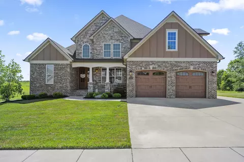 437 Houston Oaks Dr, Paris, KY 40361