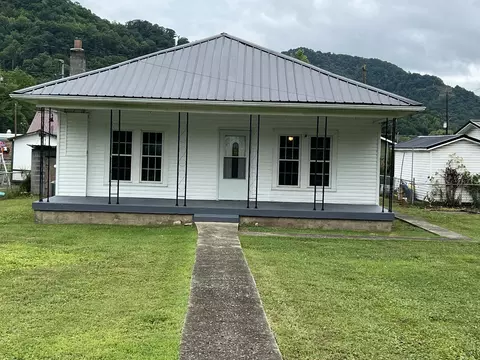 178 Hwy 1601, Evarts, KY 40828