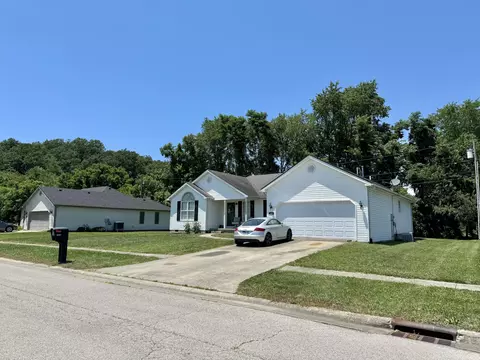 1028 Hidden Creek Dr, Berea, KY 40403