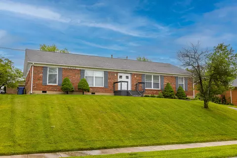 3328 Wood Valley Ct, Lexington, KY 40502