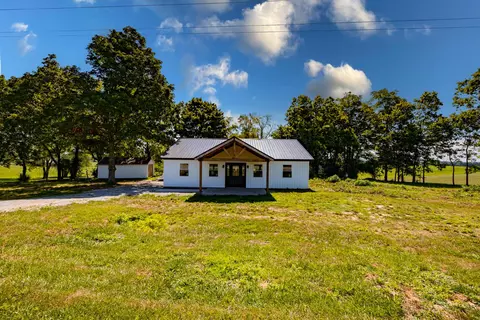 246 Monson Rd, Paris, KY 40361