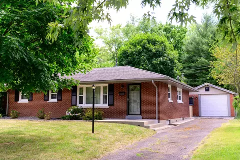 318 Zandale Dr, Lexington, KY 40503