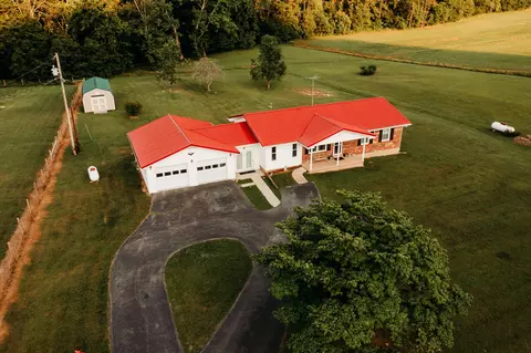 899 Big Salt Lick Rd, Salt Lick, KY 40371