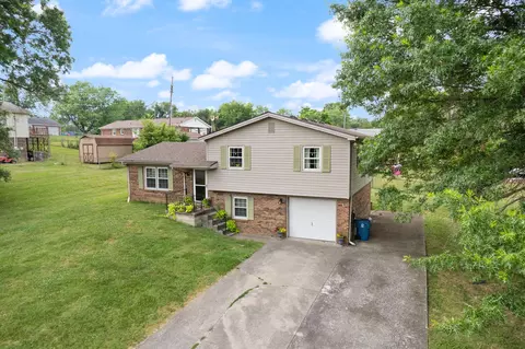 613 E Third St, Perryville, KY 40468 photo 7