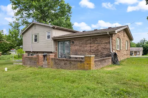 613 E Third St, Perryville, KY 40468 photo 12
