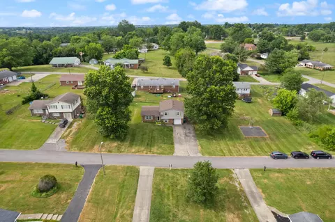 613 E Third St, Perryville, KY 40468 photo 15