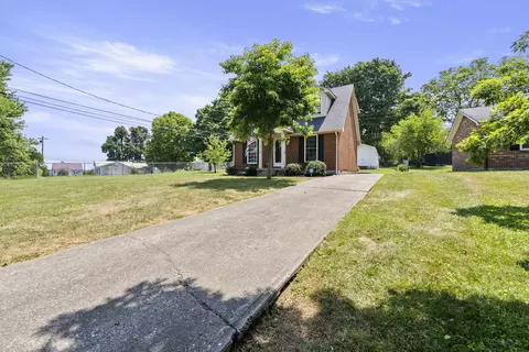 103 Arvin Dr, Lancaster, KY 40444 photo 2