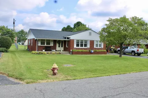 193 W Erskine Dr, Danville, KY 40422