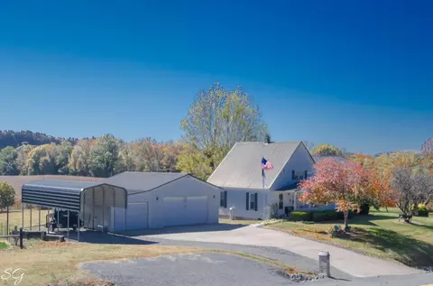 4932 S Hwy 379, Jamestown, KY 42629