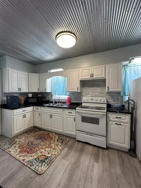 327 Hamlin Ave, Corbin, KY 40701 photo 17