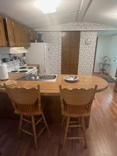 Kitchen - 45 Region Dr, Corbin, KY 40701 photo 2 of 4