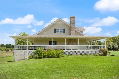 Exterior - 1085 Moberly Bend Rd, Corbin, KY 40701 photo 4 of 10