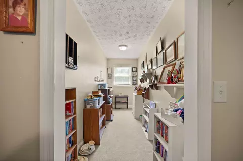Entry Way - 1085 Moberly Bend Rd, Corbin, KY 40701 photo 7 of 7