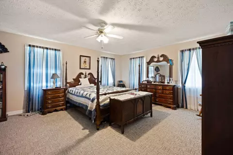 Bedroom - 1085 Moberly Bend Rd, Corbin, KY 40701 photo 1 of 10