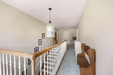 Entry Way - 1085 Moberly Bend Rd, Corbin, KY 40701 photo 6 of 7