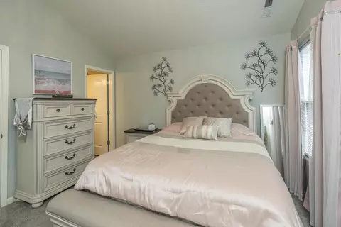 Bedroom - 140 Sidewinder Dr, Georgetown, KY 40324 photo 2 of 6