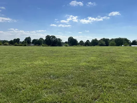 1042 Cordy Ln, Lawrenceburg, KY 40342