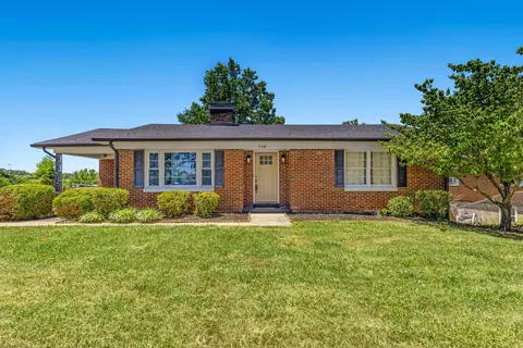 748 N 3rd St, Richmond, KY 40475