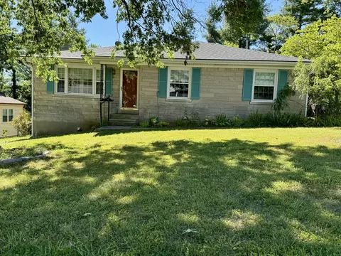 108 Ann St, Midway, KY 40347