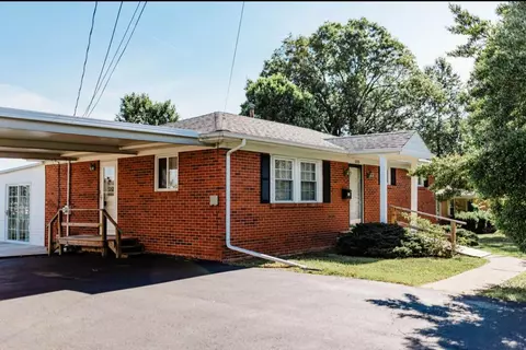 203 Crawford Ct, Winchester, KY 40391