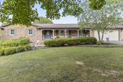 612 Brookmede Dr, Mount Sterling, KY 40353