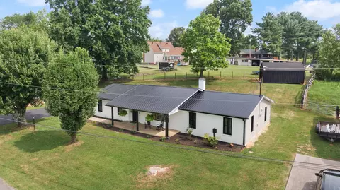 56 Cindy Ln, Science Hill, KY 42553