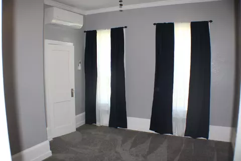 Bedroom - 1408 Exeter Ave, Middlesboro, KY 40965 photo 4 of 6